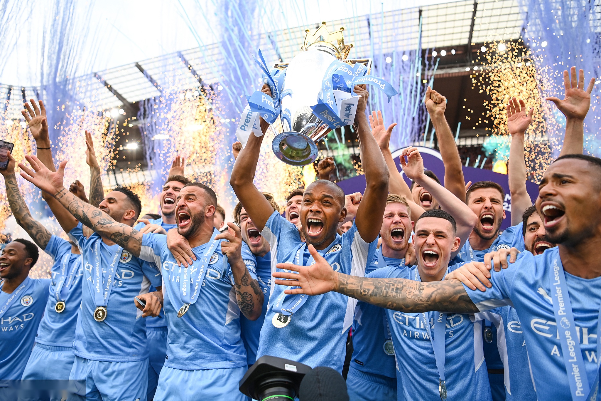 取得优异成 取得优异成